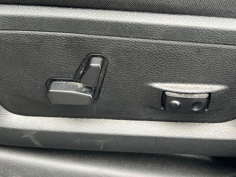 Used 2024 RAM 2500 Big Horn image 30