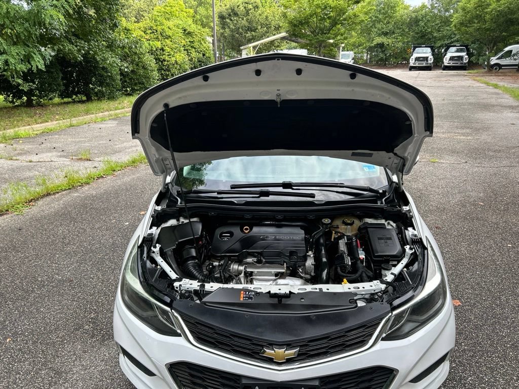 Used 2017 Chevrolet Cruze LT w/ Sun And Sound Package FWD image 13