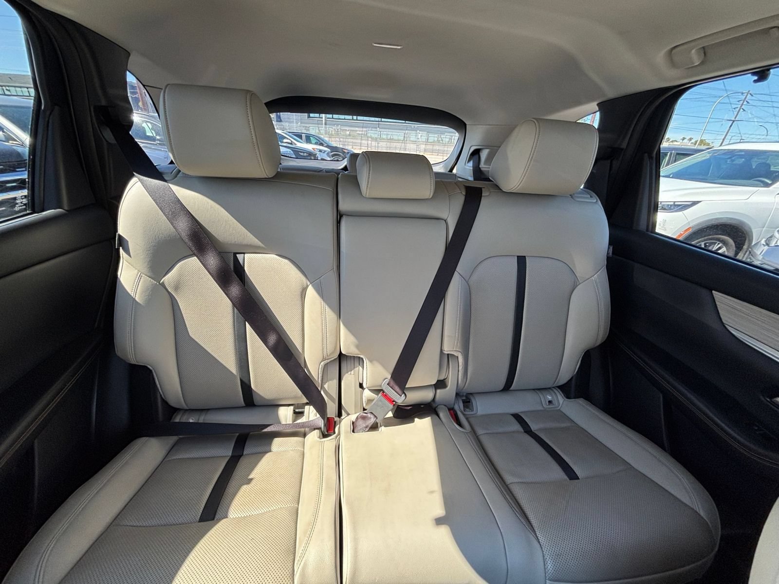 Used 2025 MAZDA CX-90 3.3 Turbo w/ Preferred Package AWD/4WD image 41