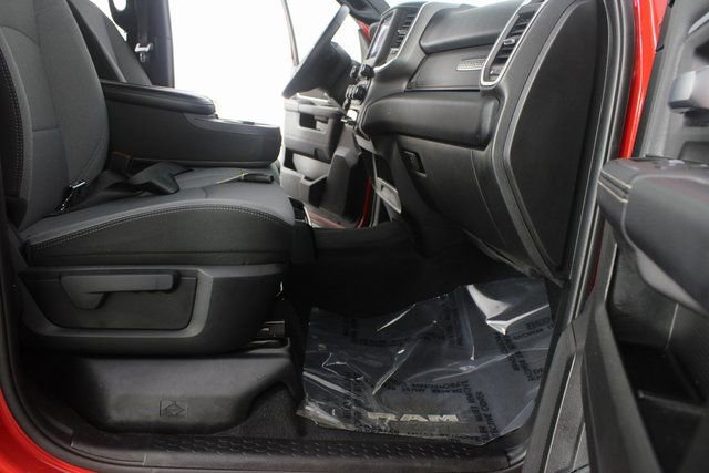 Used 2024 RAM 2500 Big Horn w/ Bed Utility Group image 19