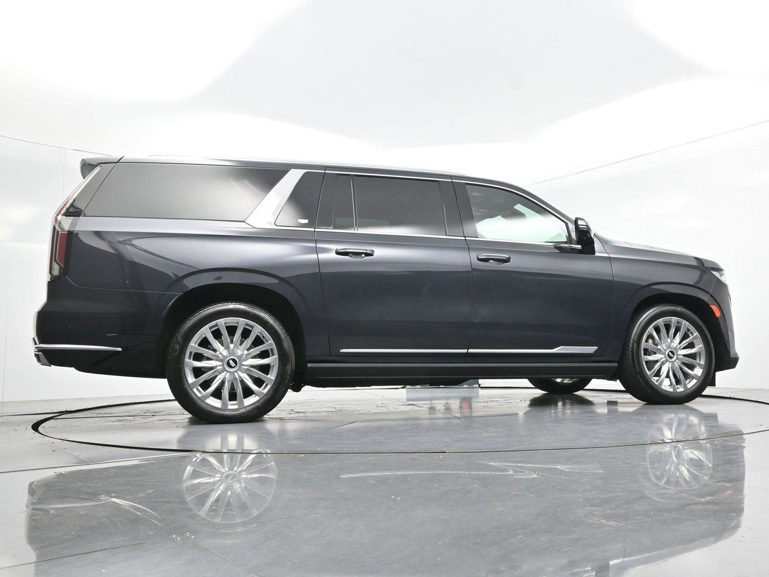 Certified 2024 Cadillac Escalade ESV Premium Luxury Platinum AWD/4WD image 58