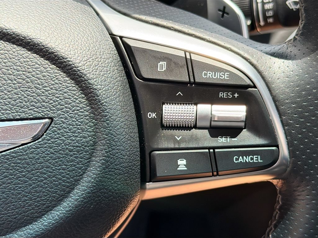 Used 2021 Genesis G70 2.0T AWD/4WD image 18