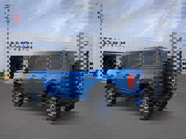 New 2025 Ford Bronco 4-Door image 4