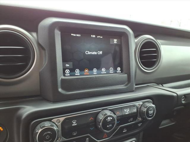 Used 2021 Jeep Wrangler Willys image 19