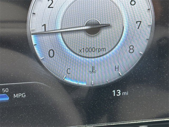 Used 2024 Hyundai Elantra SEL w/ Convenience Package image 29