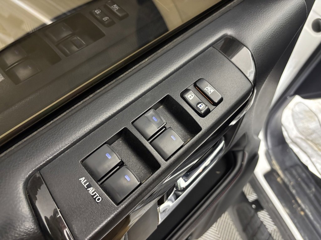 Used 2019 Toyota 4Runner TRD Off-Road image 14