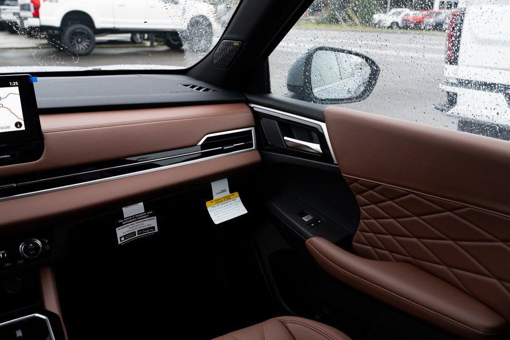 New 2026 Mitsubishi Outlander SEL image 10