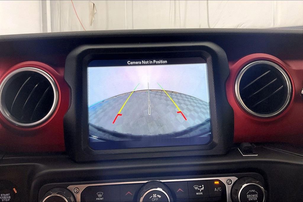 Used 2018 Jeep Wrangler Unlimited Rubicon AWD/4WD image 30