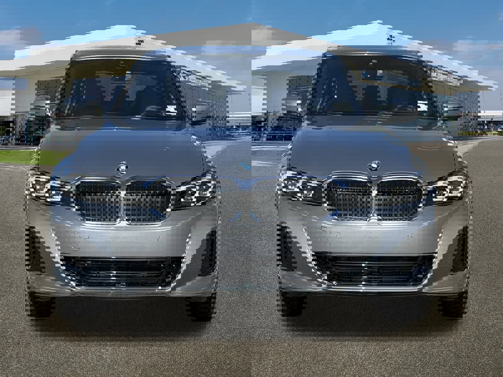 New 2026 BMW 330i Sedan w/ Convenience Package image 3