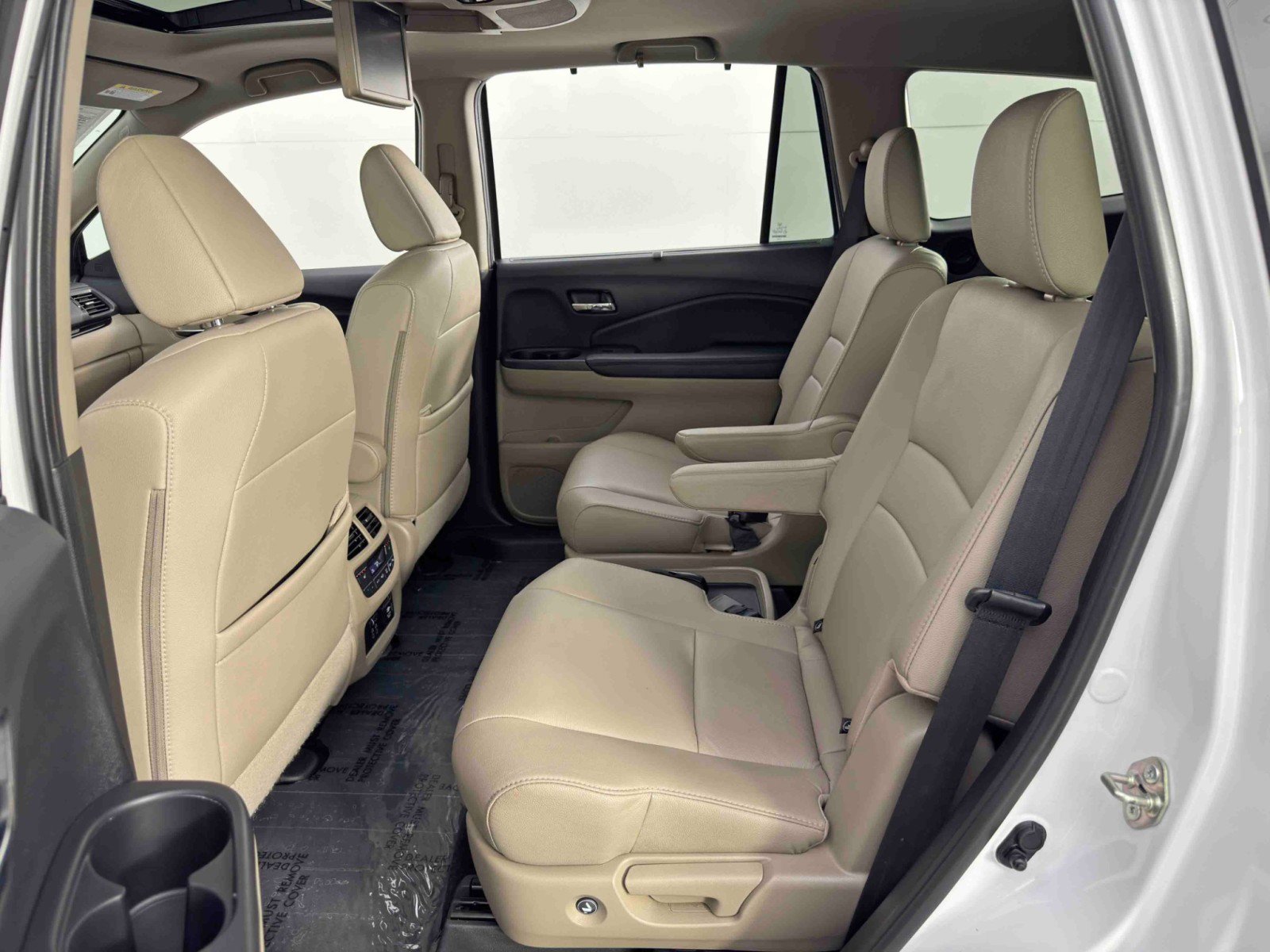 Used 2020 Honda Pilot Touring image 40