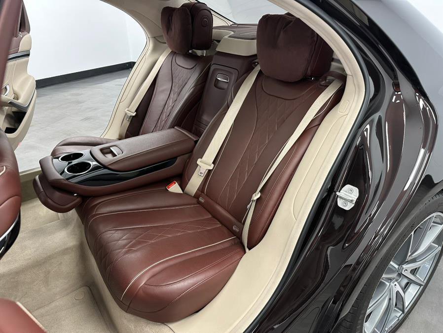 Used 2018 Mercedes-Benz S 560 4MATIC Sedan w/ AMG Line Exterior image 45