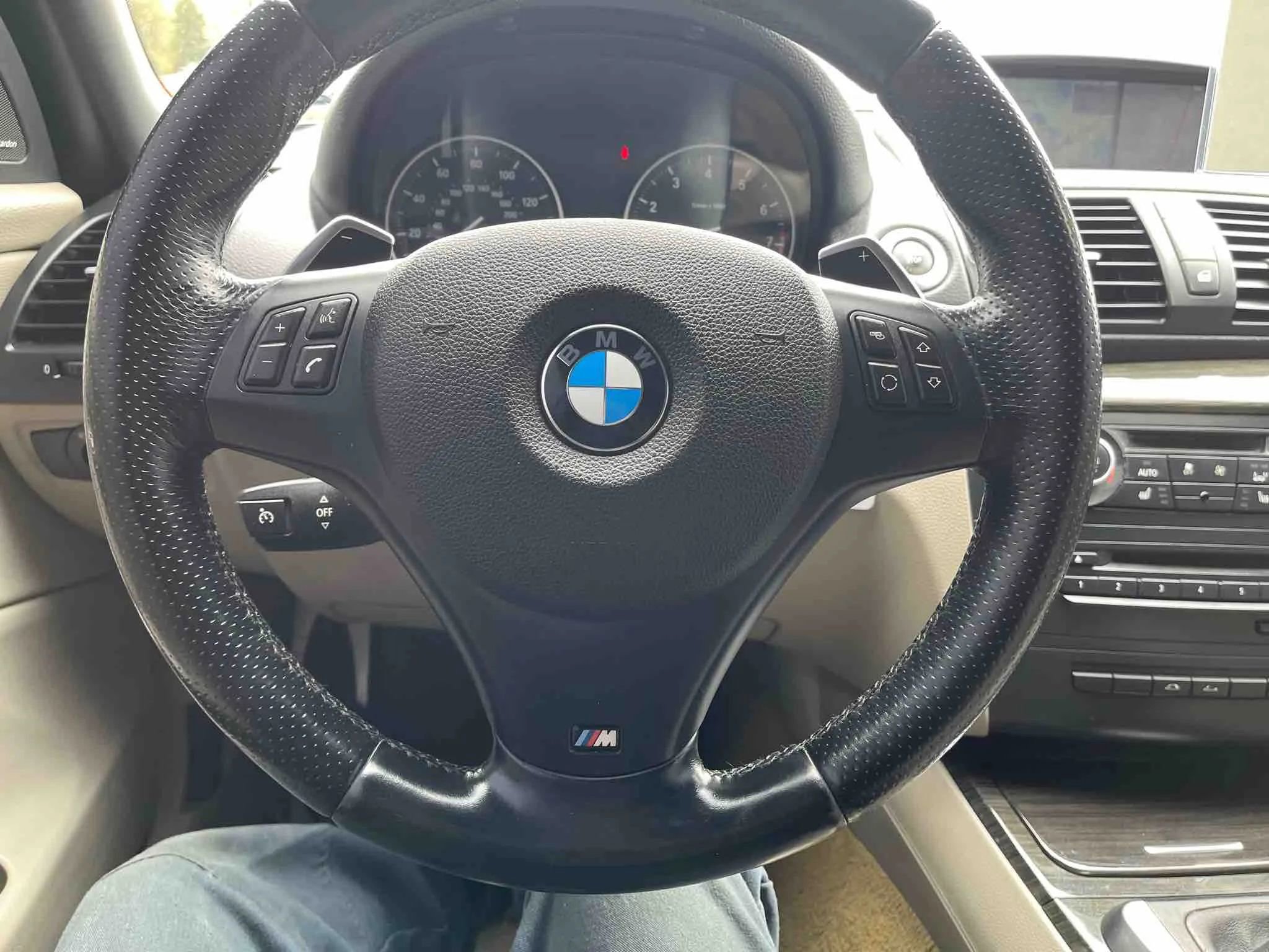 Used 2013 BMW 135i Convertible RWD image 15