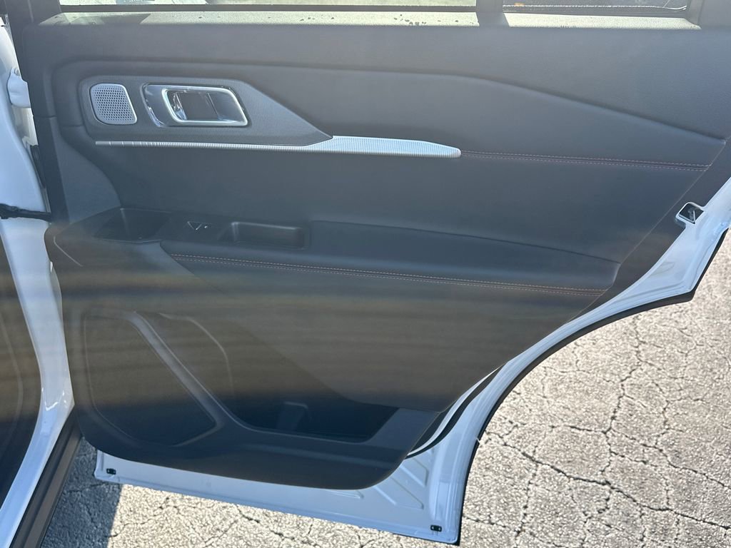 Used 2026 Ford Explorer ST w/ Sun And Sound Package RWD image 16