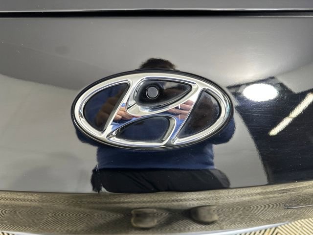 Used 2023 Hyundai Kona SE image 9