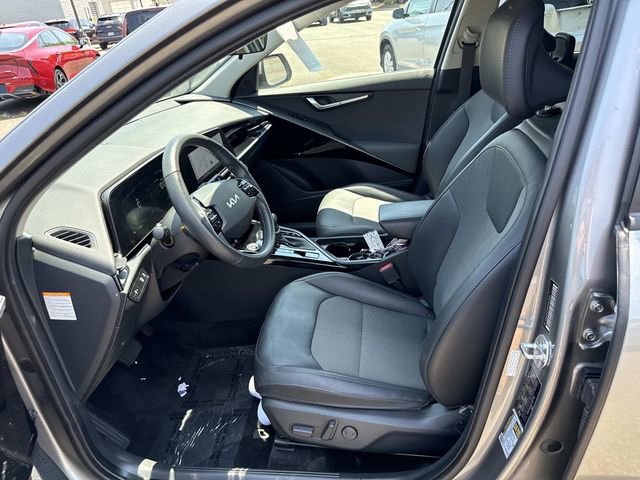 Used 2023 Kia Niro EX FWD image 14