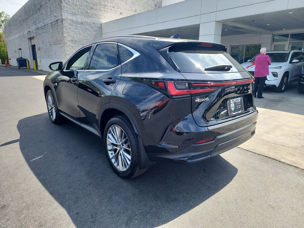 Used 2023 Lexus NX 350h AWD image 6