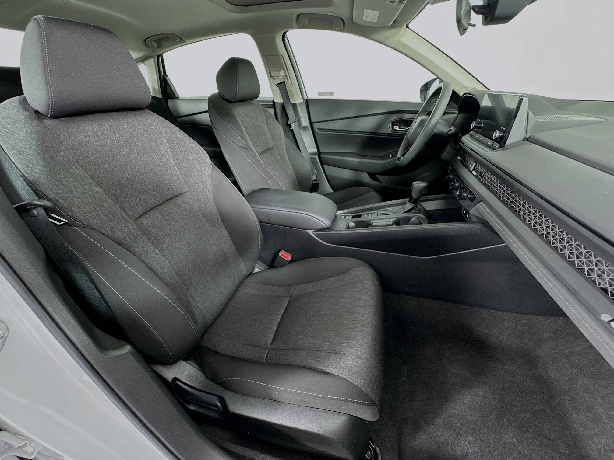 Certified 2023 Honda Accord EX image 27