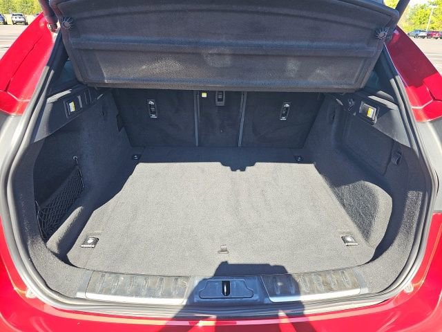 Used 2024 Jaguar F-PACE R-Dynamic S AWD/4WD image 11