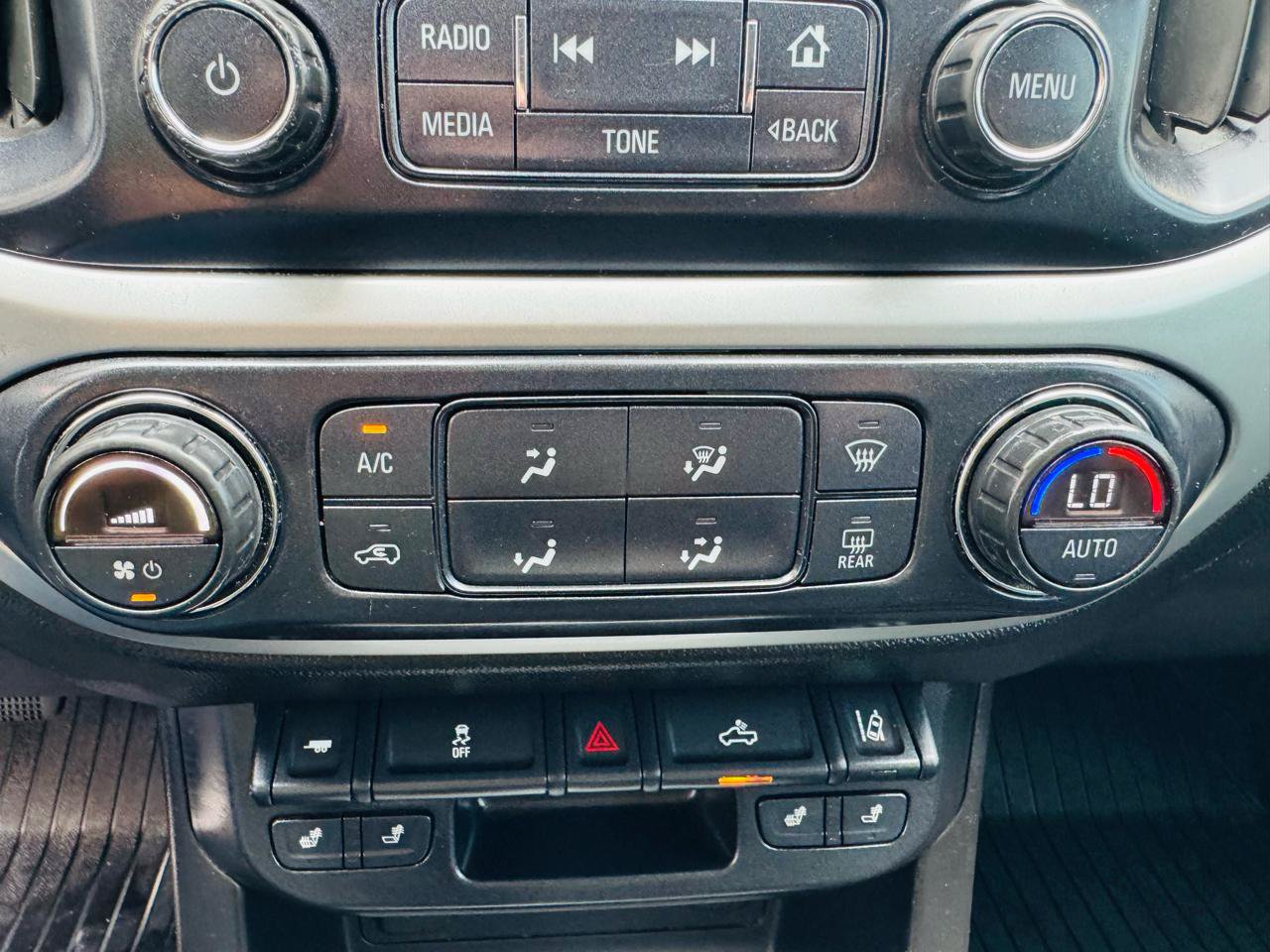Used 2016 Chevrolet Colorado LT w/ Midnight Edition AWD/4WD image 20