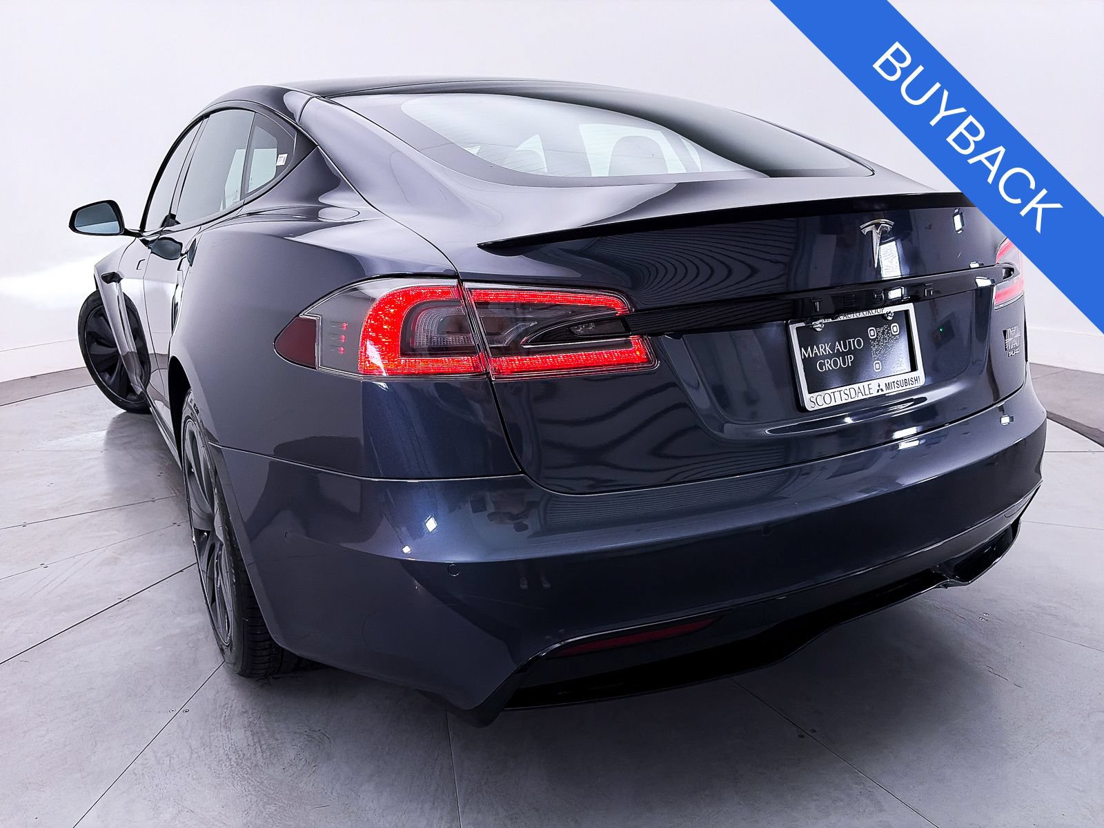Used 2022 Tesla Model S Plaid AWD/4WD image 8