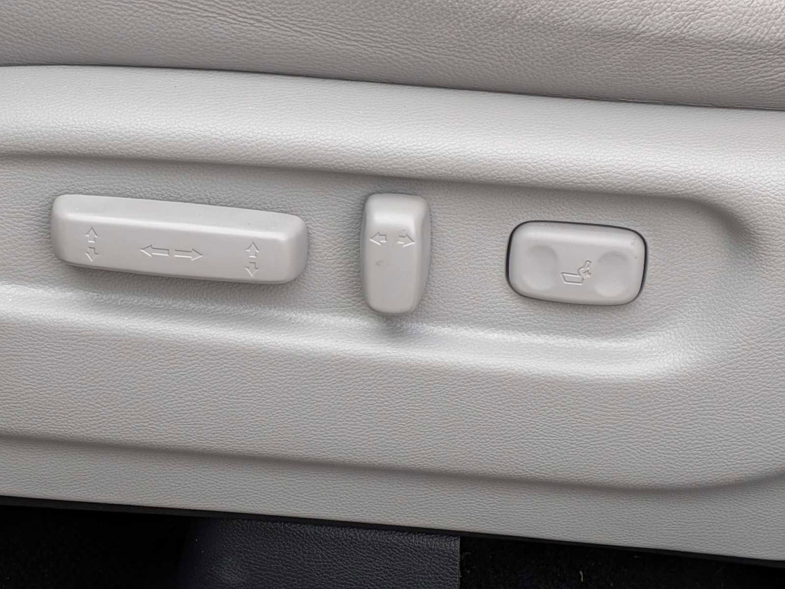 Used 2023 Honda Passport EX-L image 14