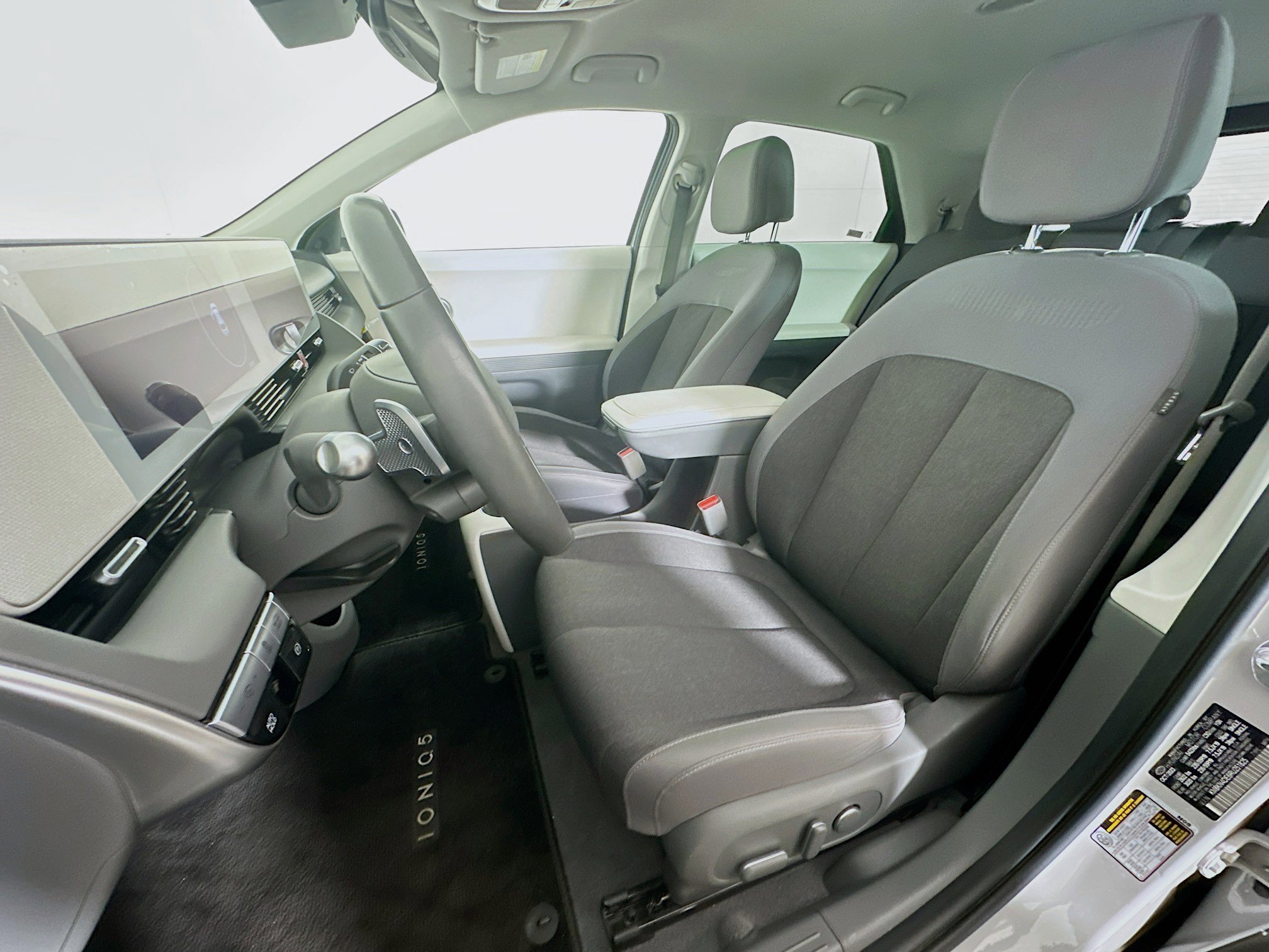 Used 2024 Hyundai Ioniq 5 SEL RWD image 13