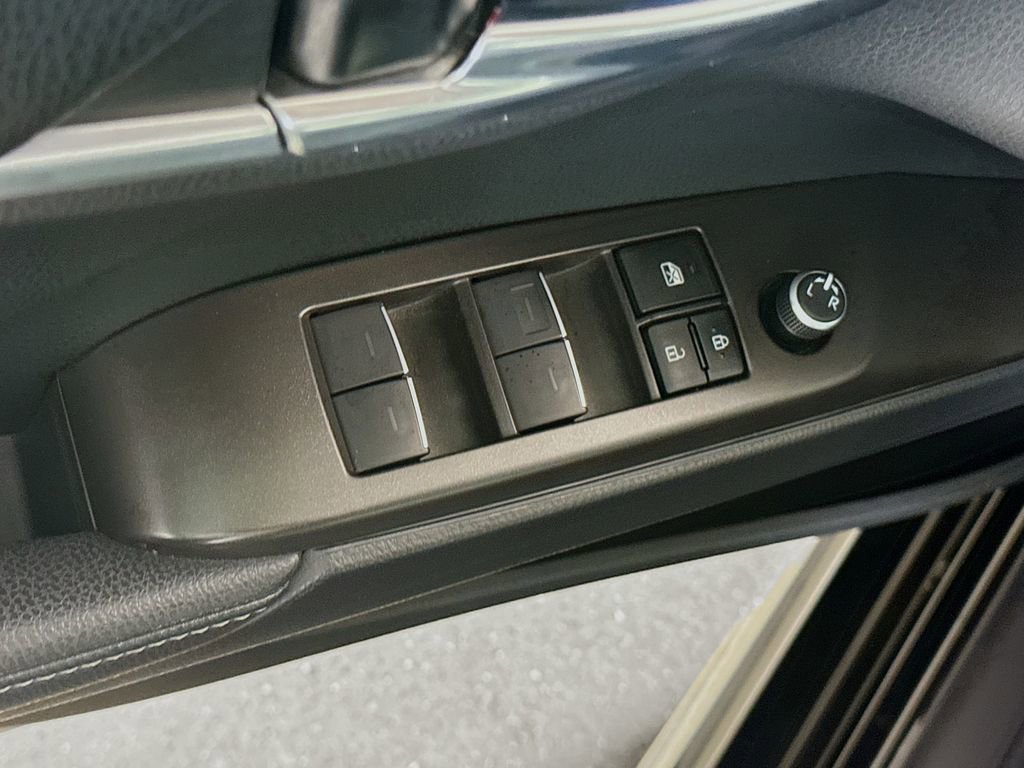 Used 2023 Toyota Camry XSE w/ Cold Weather Package FWD image 19