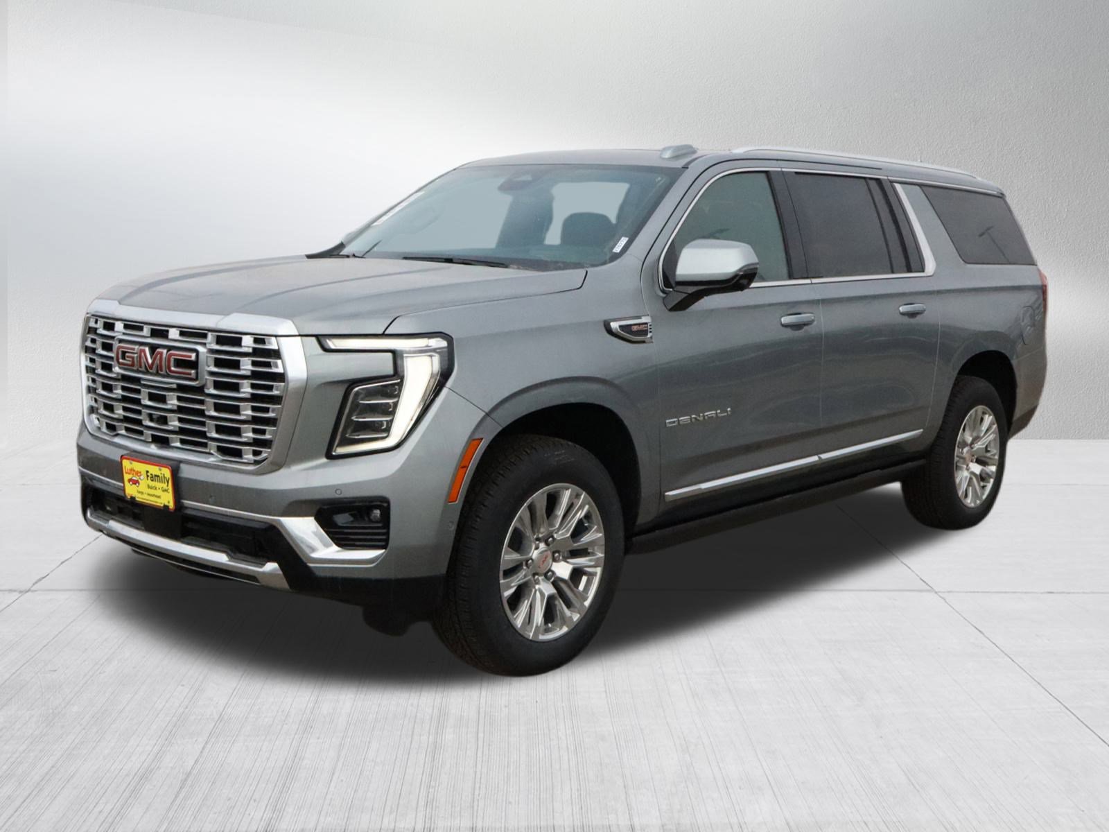 New 2026 GMC Yukon XL Denali w/ Sun & Power Step Package image 3