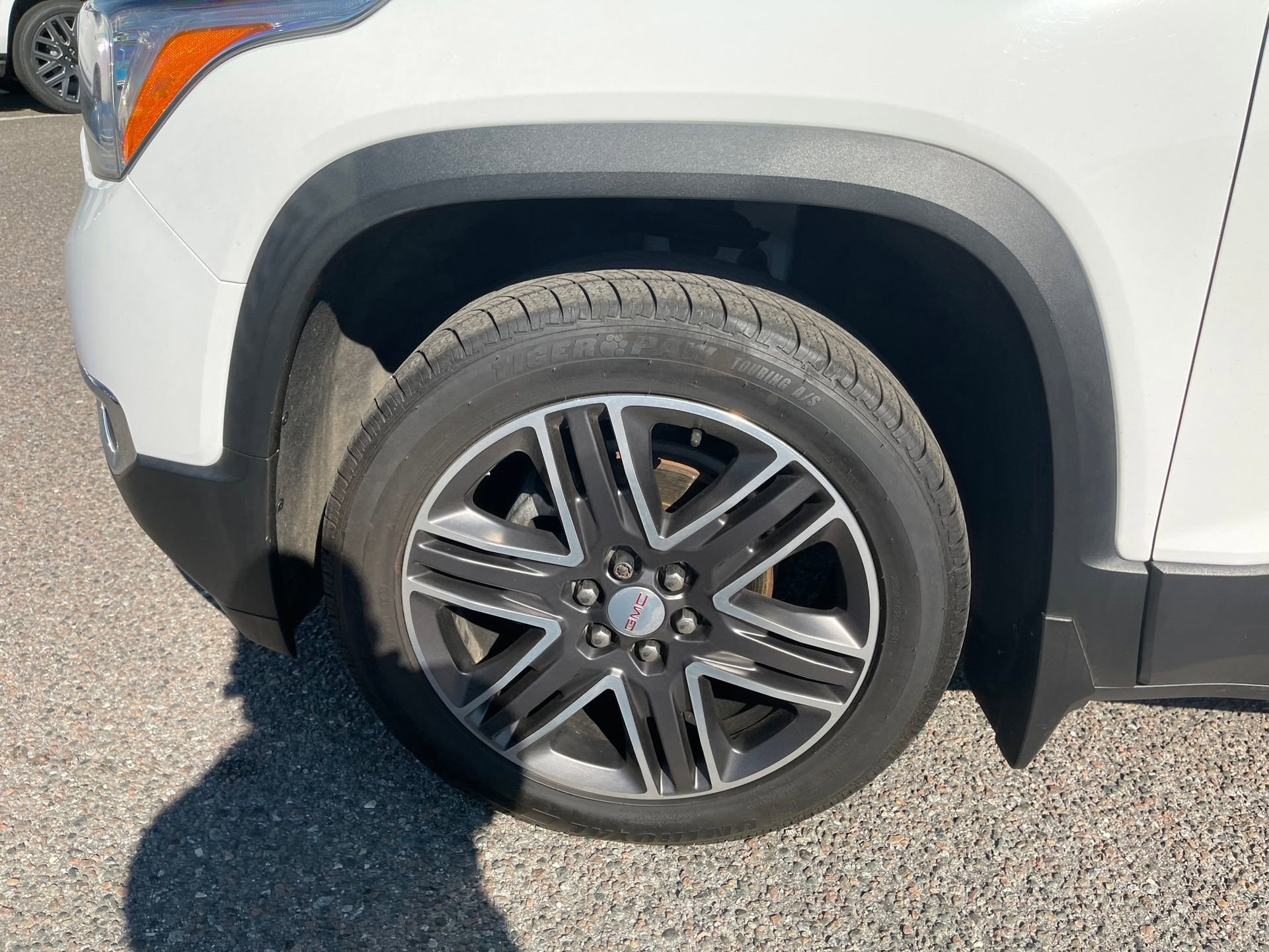 Used 2018 GMC Acadia SLT image 10