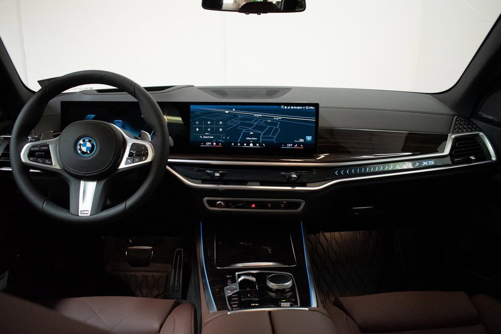 New 2026 BMW X5 xDrive50e w/ M Sport Package image 11