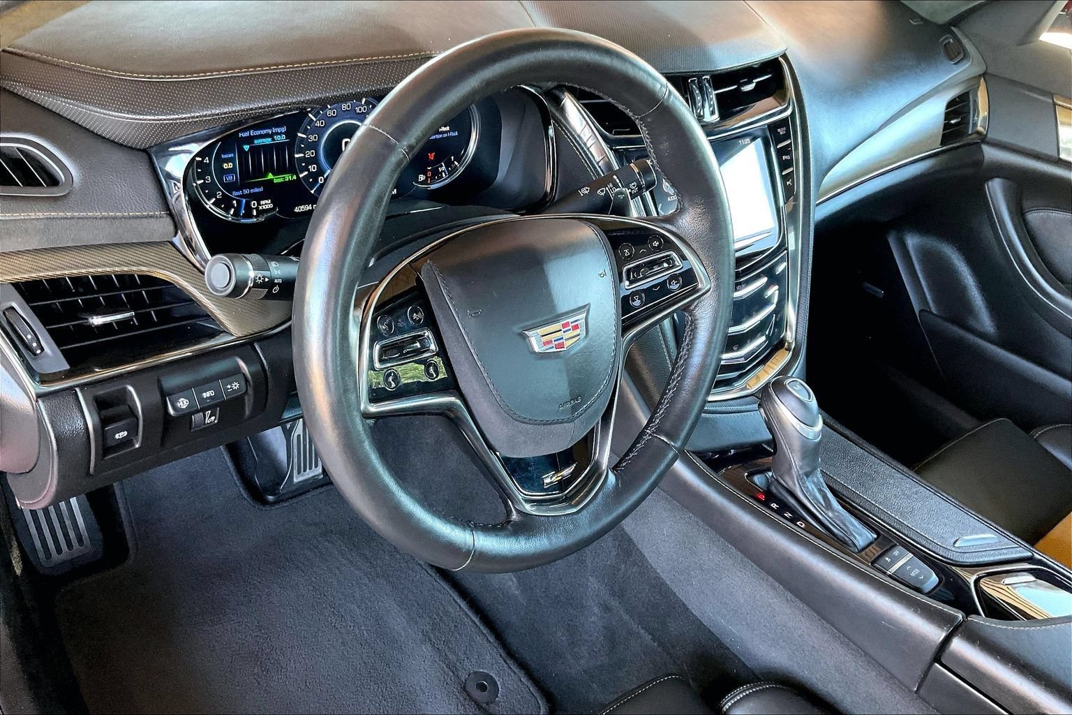 Used 2016 Cadillac CTS V w/ Luxury Package RWD image 15
