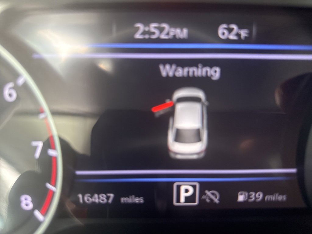 Certified 2024 Nissan Sentra SR w/ SR Premium Package image 26