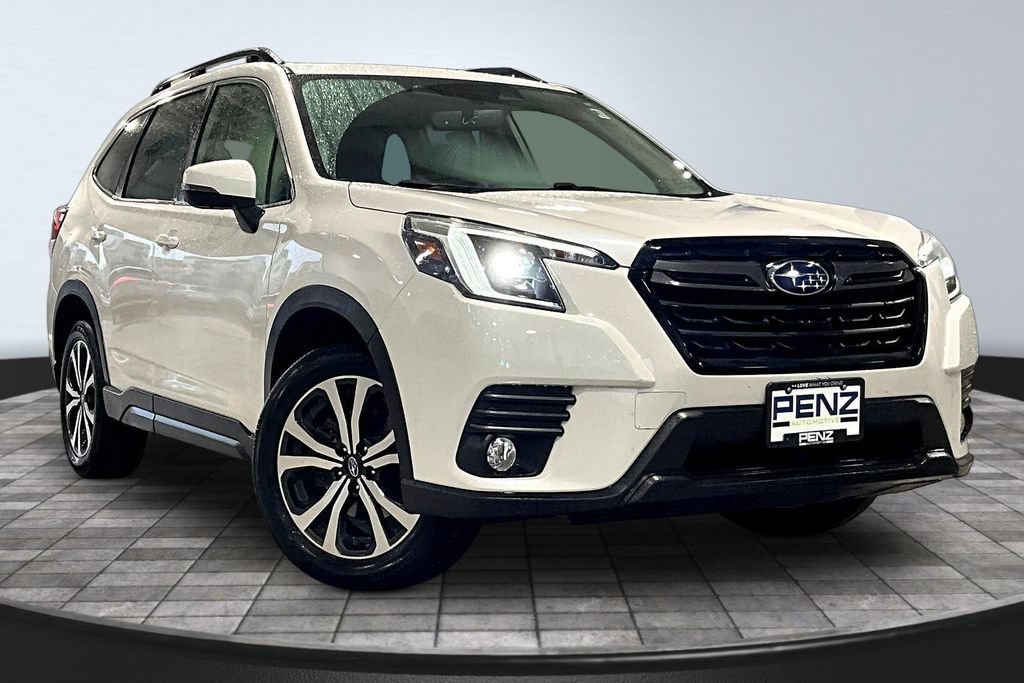 Used 2023 Subaru Forester Limited AWD/4WD image 3