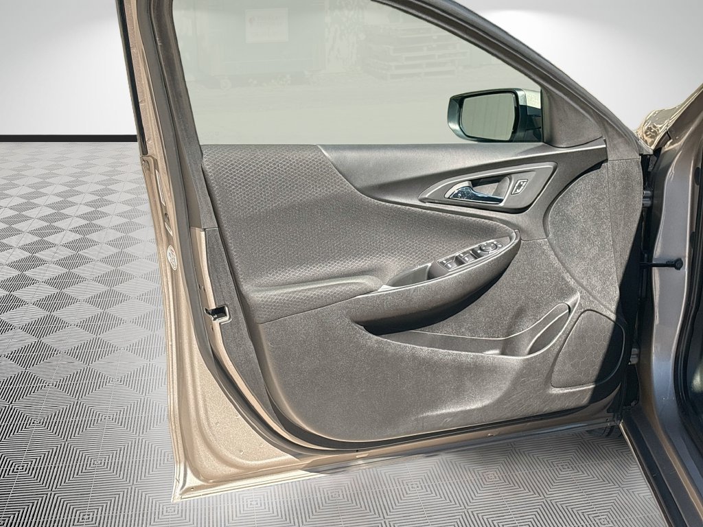 Used 2024 Chevrolet Malibu LT FWD image 21