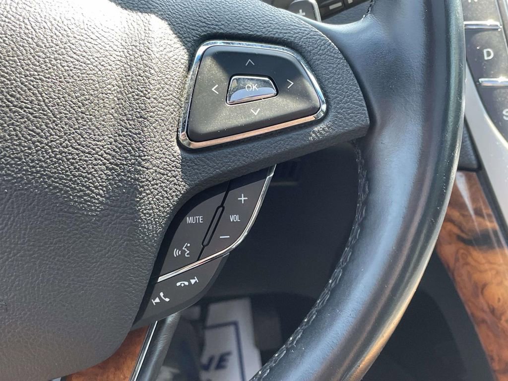 Used 2017 Lincoln MKX Reserve AWD/4WD image 23