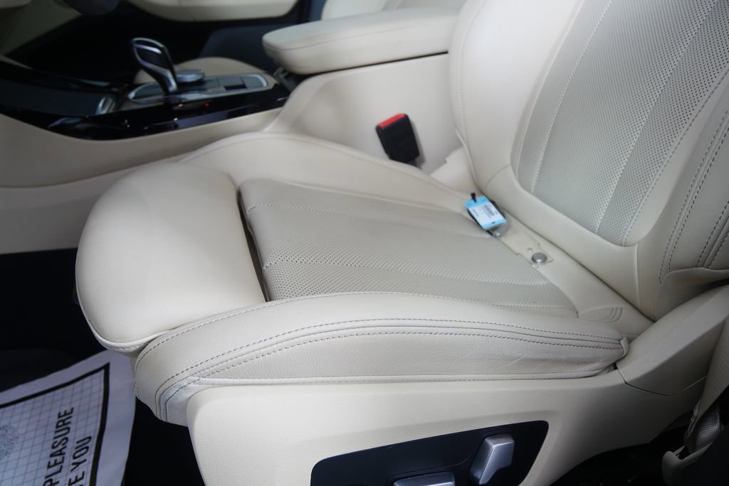 Certified 2022 BMW X3 xDrive30i w/ Premium Package 2 image 8