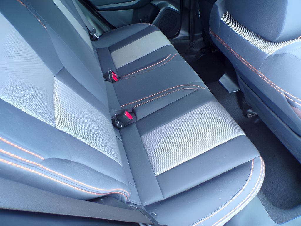 Used 2019 Subaru Crosstrek 2.0i Premium AWD/4WD image 4