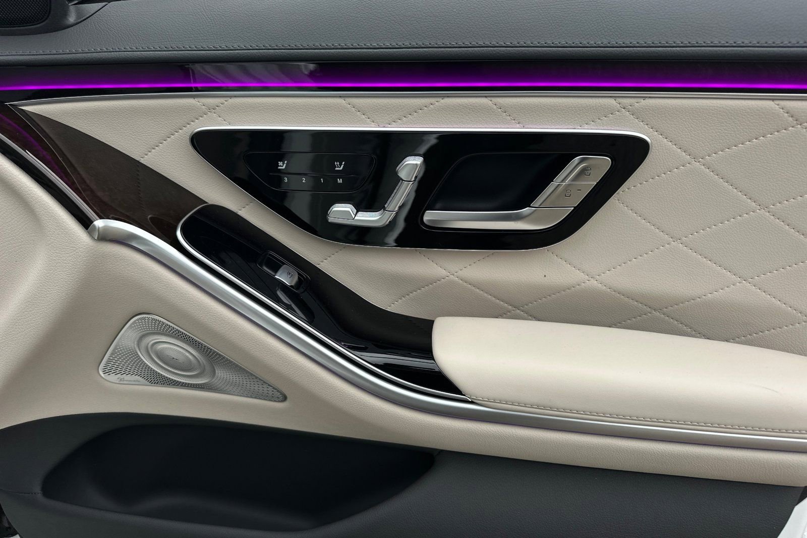 New 2026 Mercedes-Benz S 500 4MATIC image 32