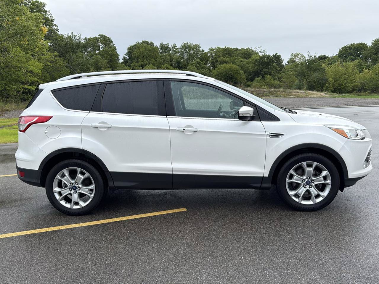 Used 2014 Ford Escape Titanium AWD/4WD image 4