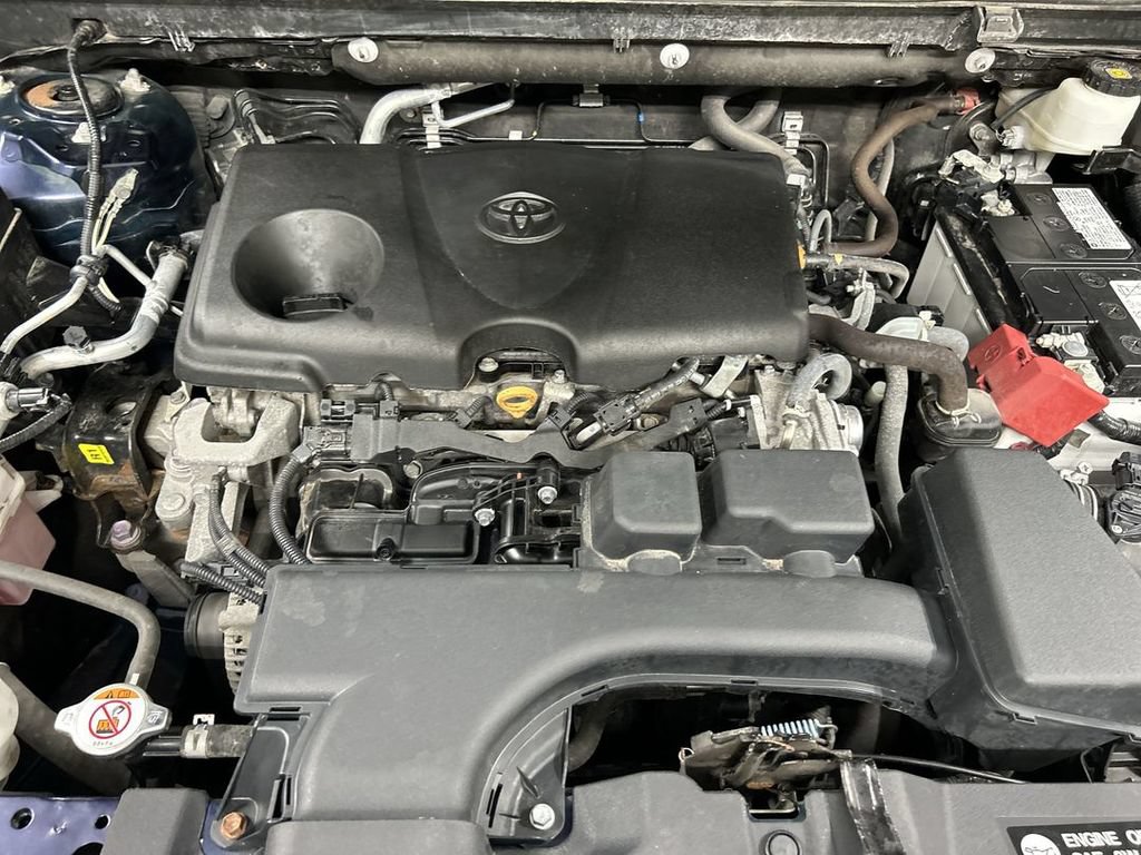 Used 2022 Toyota RAV4 XLE w/ Convenience Package AWD/4WD image 24