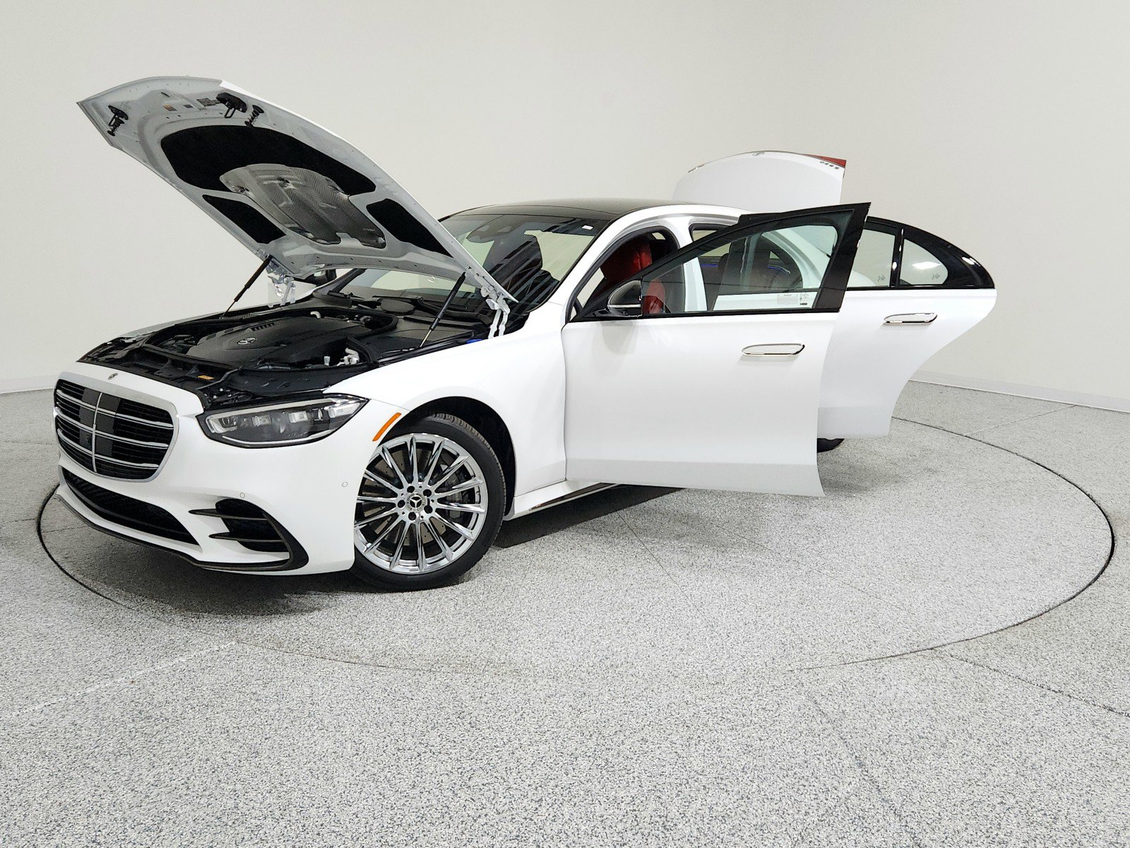 Certified 2025 Mercedes-Benz S 580 4MATIC Sedan image 14