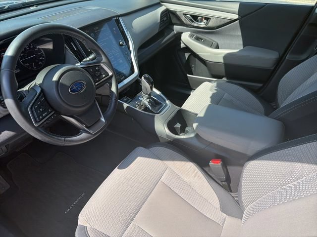 Used 2023 Subaru Outback Premium AWD/4WD image 12
