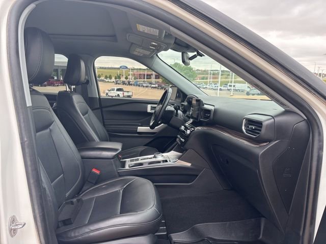 Used 2021 Ford Explorer Limited w/ Equipment Group 301A RWD image 14