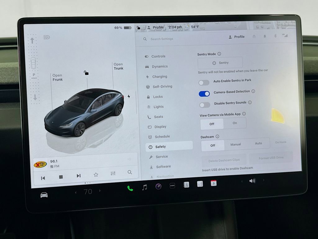 Used 2025 Tesla Model 3 Long Range image 46
