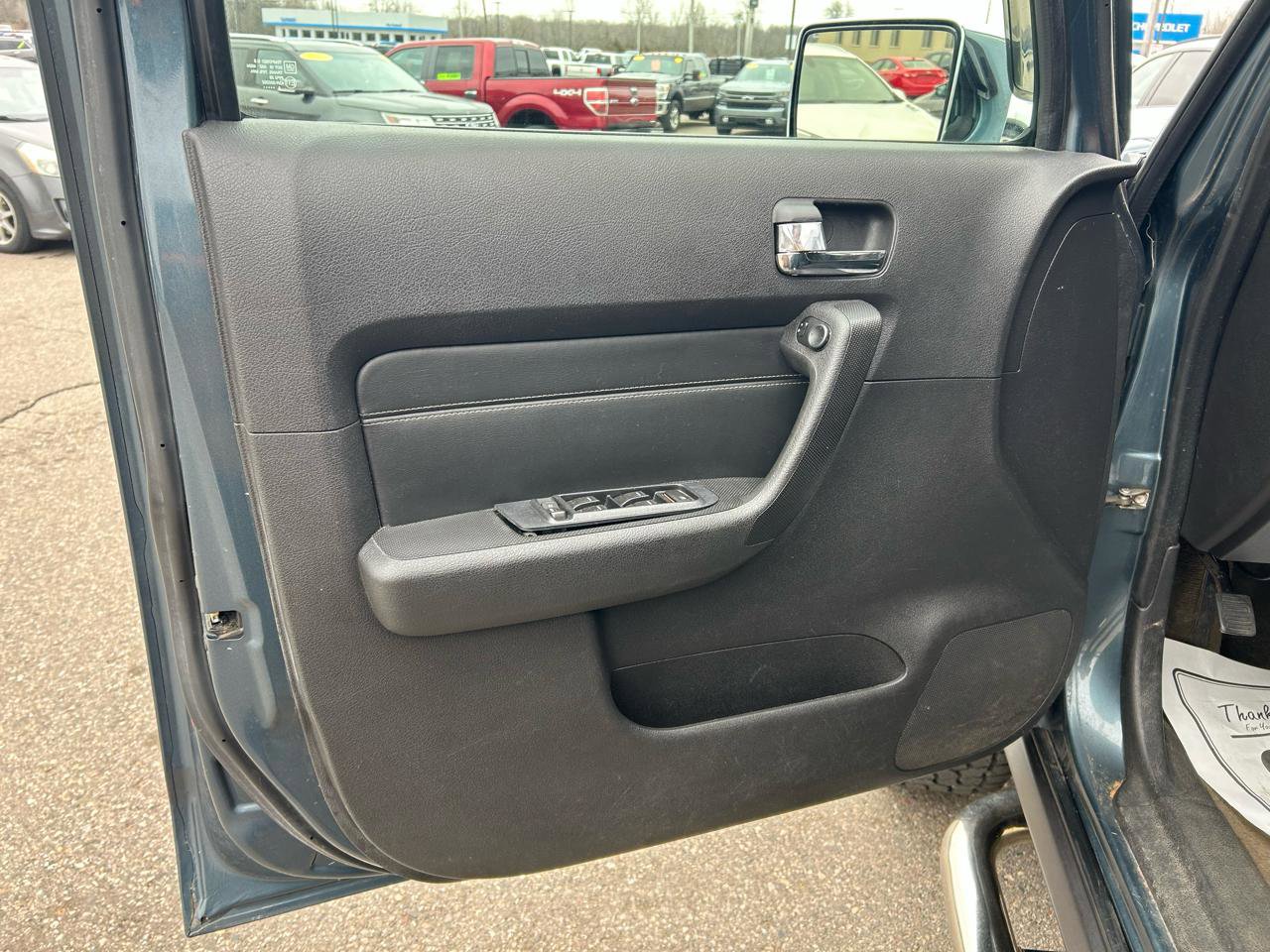 Used 2006 HUMMER H3 Sport Utility image 14