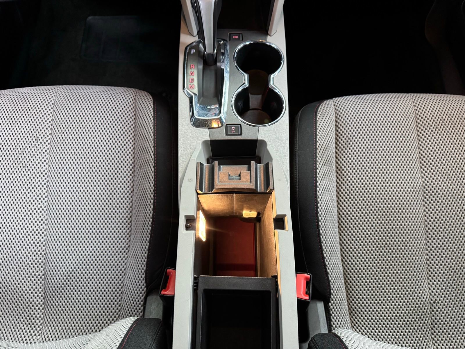 Used 2011 GMC Terrain SLE image 27