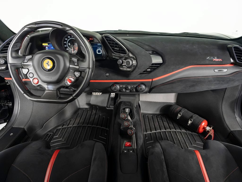 Used 2020 Ferrari 488 Pista Coupe RWD image 35