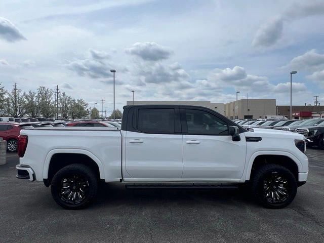 Used 2025 GMC Sierra 1500 Elevation w/ Elevation Premium Package image 5