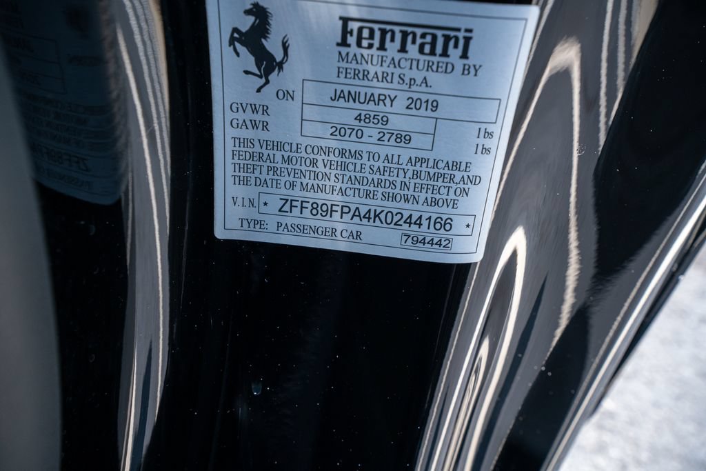 Used 2019 Ferrari Portofino RWD image 50