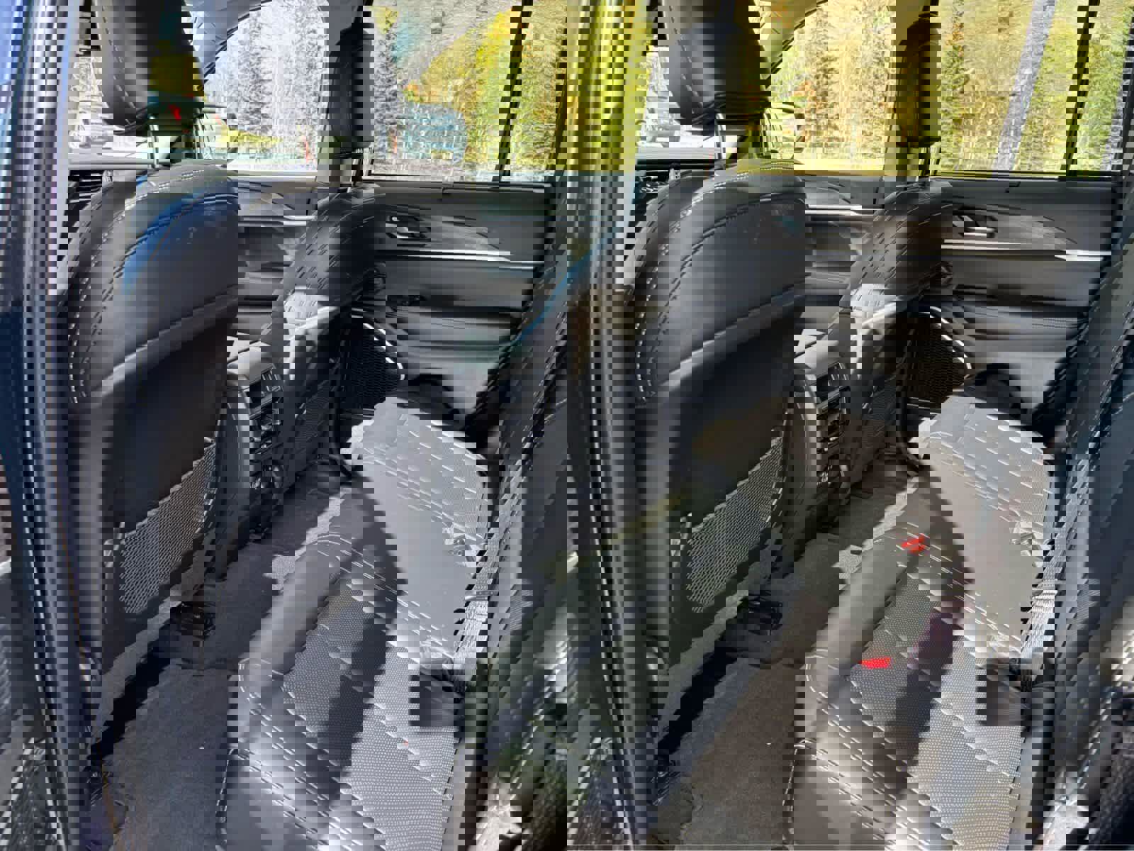 New 2023 Jeep Grand Cherokee Limited w/ Luxury Tech Group II image 33